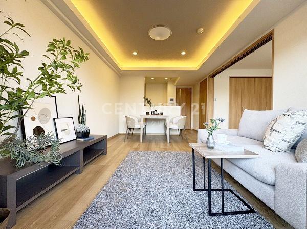 �_�ސ쌧���l�s����y�P�J���� 90-3�̒��Ã}���V�����̃��r���O