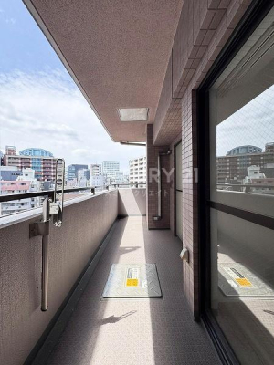 �����s�a�J��b���1���� 32-6�̒��Ã}���V�����̃o���R�j�[