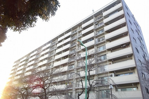 馬事公苑前ハイム1号棟 外観