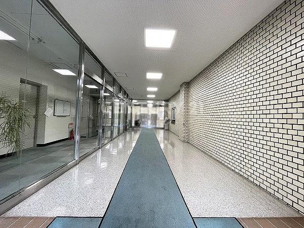 �����s�k�搼�P��1���� 27-3�̒��Ã}���V�����̃G���g�����X