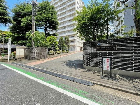 �����s�k�搼�P��1���� 27-3�̒��Ã}���V�����̃G���g�����X