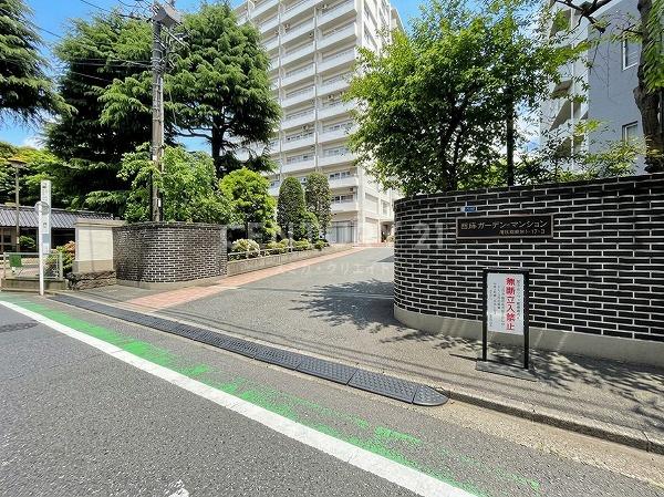 �����s�k�搼�P��1���� 27-3�̒��Ã}���V�����̃G���g�����X