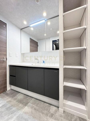 �����s�V�h�撆����1���� 7-14�̒��Ã}���V�����̐��ʑ�E���ʏ�