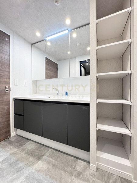 �����s�V�h�撆����1���� 7-14�̒��Ã}���V�����̐��ʑ�E���ʏ�