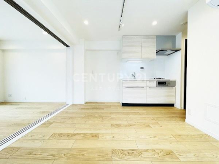 �����s�����搅��1���� 11-8�̒��Ã}���V�����̃��r���O