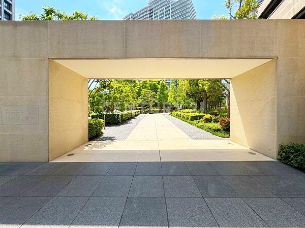 �����s�]����L�F2���� 5-2�̒��Ã}���V�����̃G���g�����X