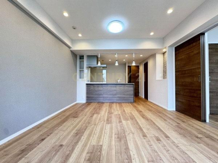 �����s�]���扎�]1���� 1-7�̒��Ã}���V�����̃��r���O