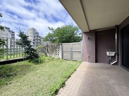 �����s�]���扎�]1���� 1-7�̒��Ã}���V�����̃o���R�j�[