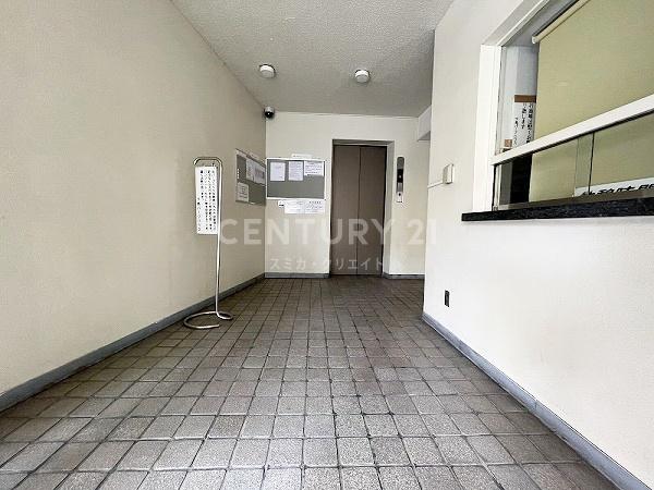 �����s���c�J�扺�n1���� 40-10�̒��Ã}���V�����̃G���g�����X