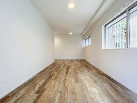 �����s�ڍ��撆����2���� 6-8�̒��Ã}���V�����̗m��