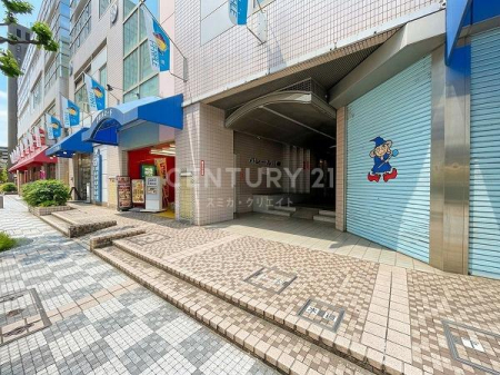 �_�ސ쌧���s���擌�c�� 8�̒��Ã}���V�����̃G���g�����X