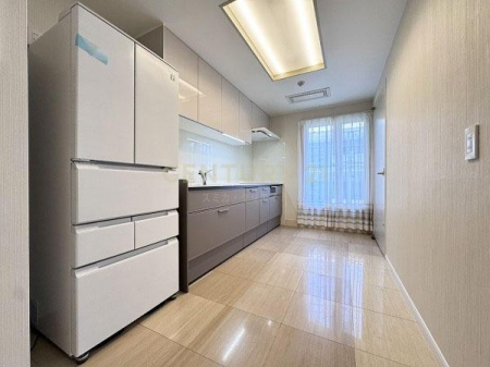 �����s���c�J��k��1���� 23-20�̒��Ã}���V�����̃L�b�`��