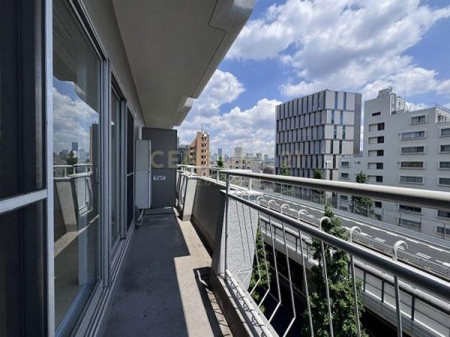 �����s�i������3���� 14-17�̒��Ã}���V�����̃o���R�j�[