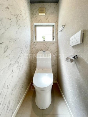 �����s���c�J��D��7���ڂ̒��È�ˌ��Ẵg�C��