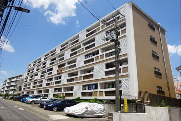 中銀マンシオン東山 外観