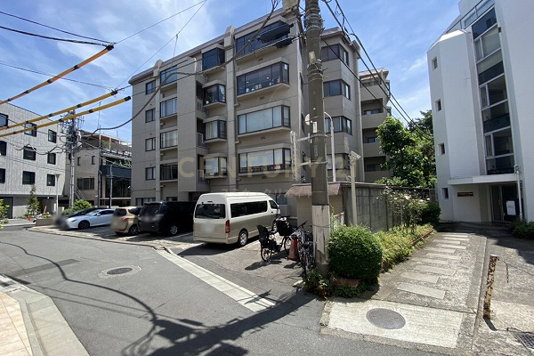 マンション原宿 建物外観(2022.6撮影)