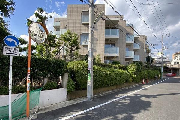 等々力グランドヒルズ 建物外観(2022.11撮影)