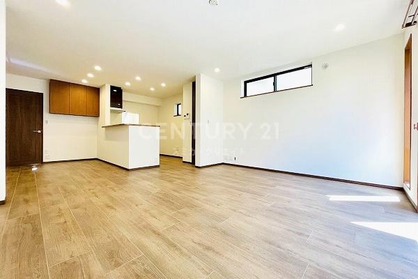 「三軒茶屋」 中古一戸建て リビングダイニングルーム