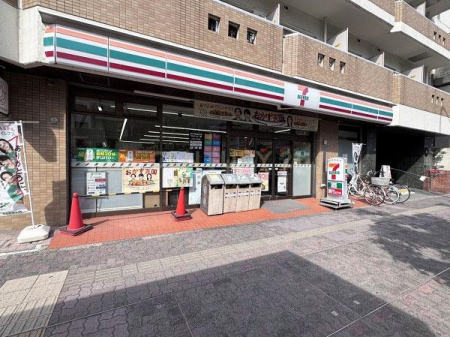 �����s�L���摃��1���� 21-5�̒��Ã}���V�����̎��ӊ�