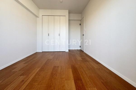 �����s��c��{�H�c3���� 21-16�̒��Ã}���V�����̐Q��