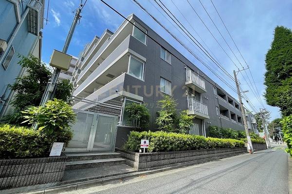 レグノ・スイート三軒茶屋 建物外観