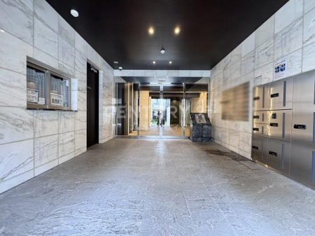 �����s���c�J��O�h2���� 12-3�̒��Ã}���V�����̃G���g�����X
