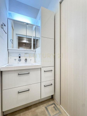 �����s�`��O�c2���� 20-20�̒��Ã}���V�����̐��ʑ�E���ʏ�