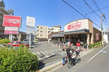 �����s��c�搼�Z��3���� 6-8�̒��Ã}���V�����̎��ӊ�