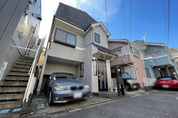 「桜新町」 一戸建て 建物外観(2021.12撮影)