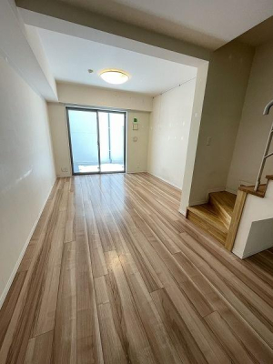 �����s���c�J�搢�c�J1���� 10-25�̒��Ã}���V�����̃��r���O