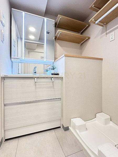 �����s�`�捂��2���� 16-38�̒��Ã}���V�����̐��ʑ�E���ʏ�