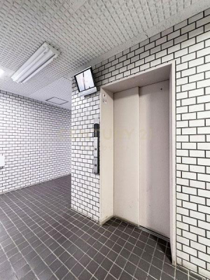 �����s���c�J��{��3���� 12-18�̒��Ã}���V�����̂��̑����p��