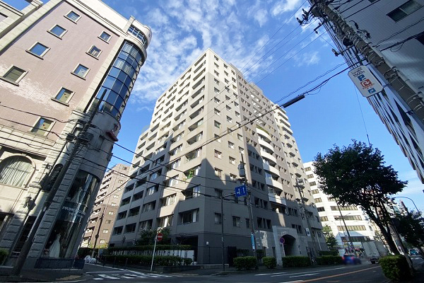 エスト・グランディール横濱関内 建物外観（2022.8撮影）