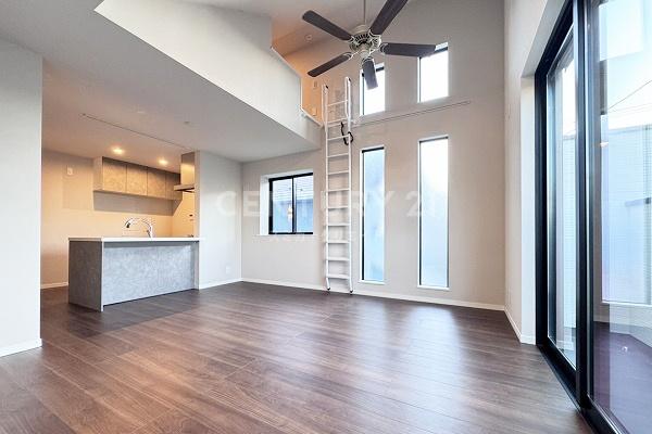 「世田谷代田」 新築分譲住宅／B号棟 リビングダイニングルーム