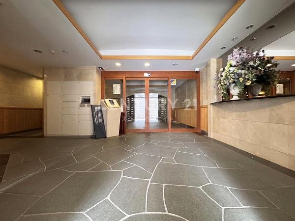 �����s�V�h��쌳�� 4-15�̒��Ã}���V�����̃G���g�����X