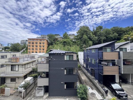 �_�ސ쌧���s���Ë扺�쉄2���� 23-1�̒��Ã}���V�����̏Z�˂���̒��]�ʐ^