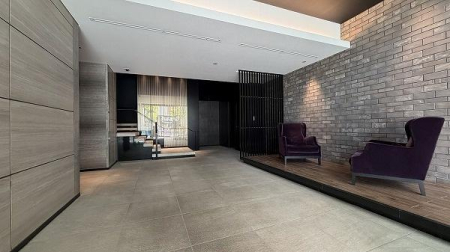 �_�ސ쌧���l�s�����ђ�2���� 87-1�̒��Ã}���V�����̃G���g�����X