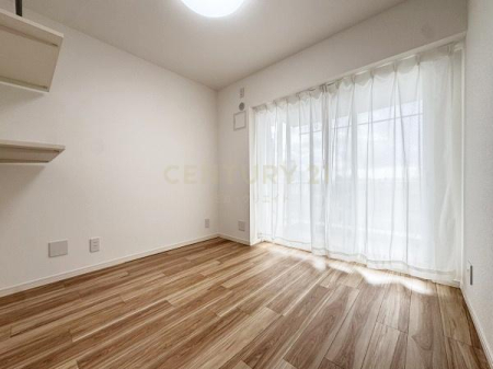�����s�ڍ���O�c2���� 10-35�̒��Ã}���V�����̎q������