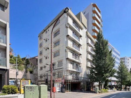 �����s�i��擌�ܔ��c5���� 21-19�̒��Ã}���V�����̌��n�O�ώʐ^
