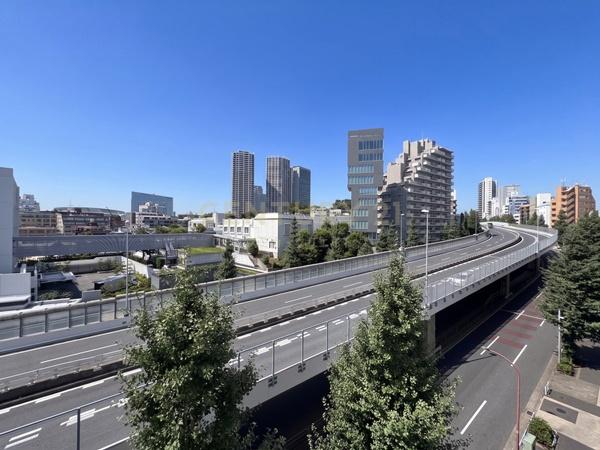 �����s�i��擌�ܔ��c5���� 21-19�̒��Ã}���V�����̏Z�˂���̒��]�ʐ^