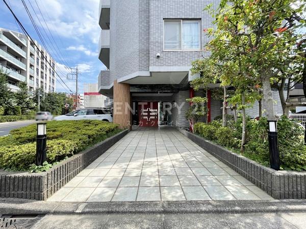 �����s���c�J�攔�J3���� 20-10�̒��Ã}���V�����̃G���g�����X