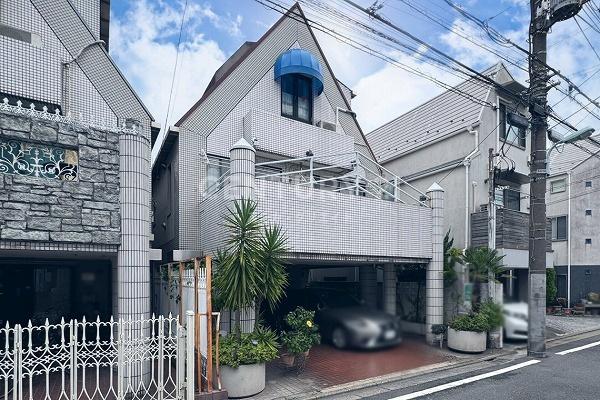 「学芸大学」 中古邸宅 建物外観(2025.10撮影)