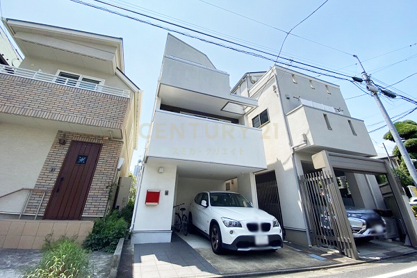 「目黒」 中古戸建 外観(2020.8撮影)