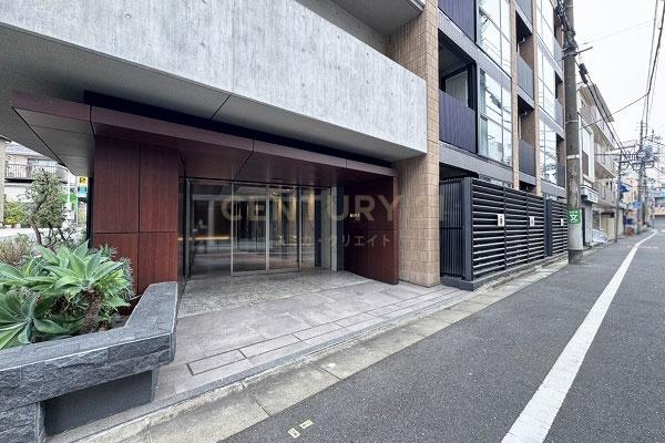 デュフレ渋谷本町 共用エントランス