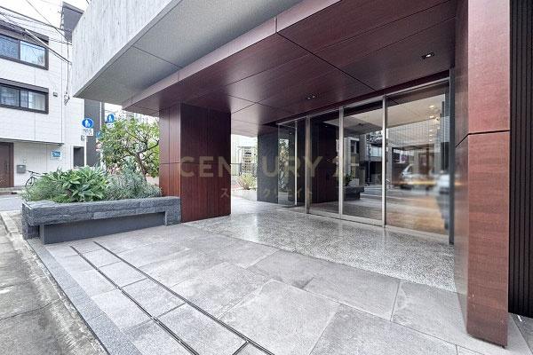 デュフレ渋谷本町 共用エントランス