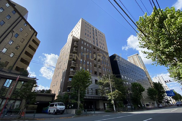 グランドメゾン南青山 建物外観(2021.10撮影)