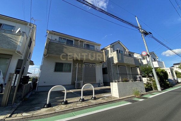 世田谷区上祖師谷5丁目 一戸建て 建物外観(2021.9撮影)