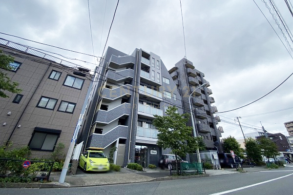 ディアスタ祐天寺 建物外観(2022.7撮影)