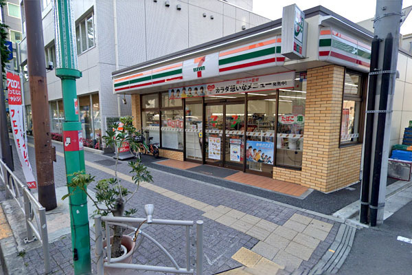 パラシオン笹塚 セブンイレブン渋谷笹塚2丁目店まで350m