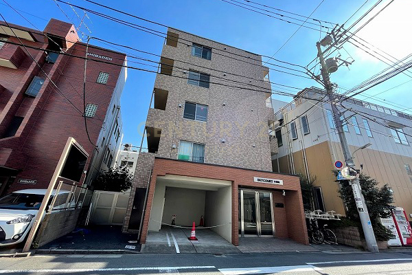 スカイコート千鳥町 建物外観(2021.8撮影)